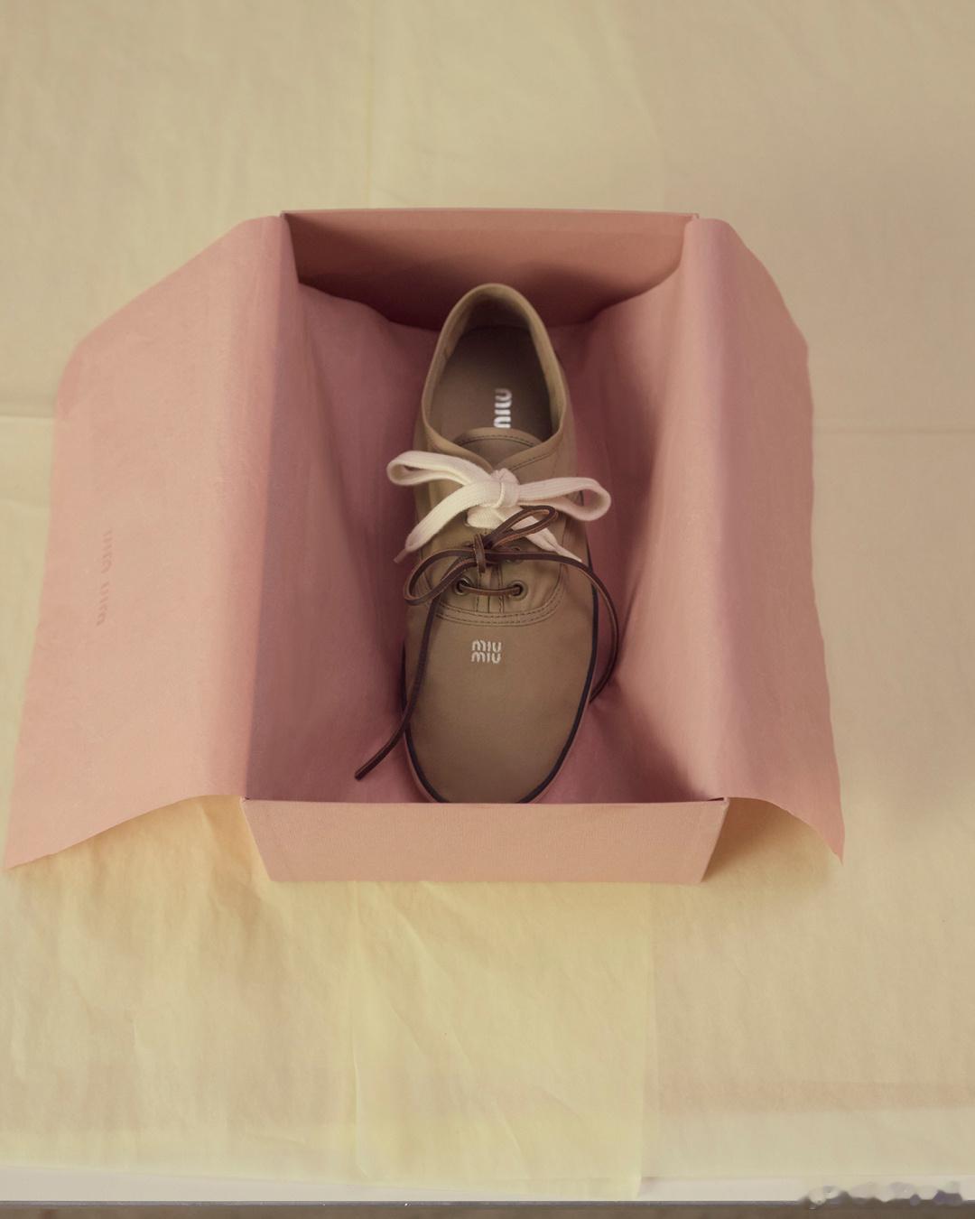 虎弟说时尚 2026年，Miu Miu Upcycled系列持续演进，深入探索复