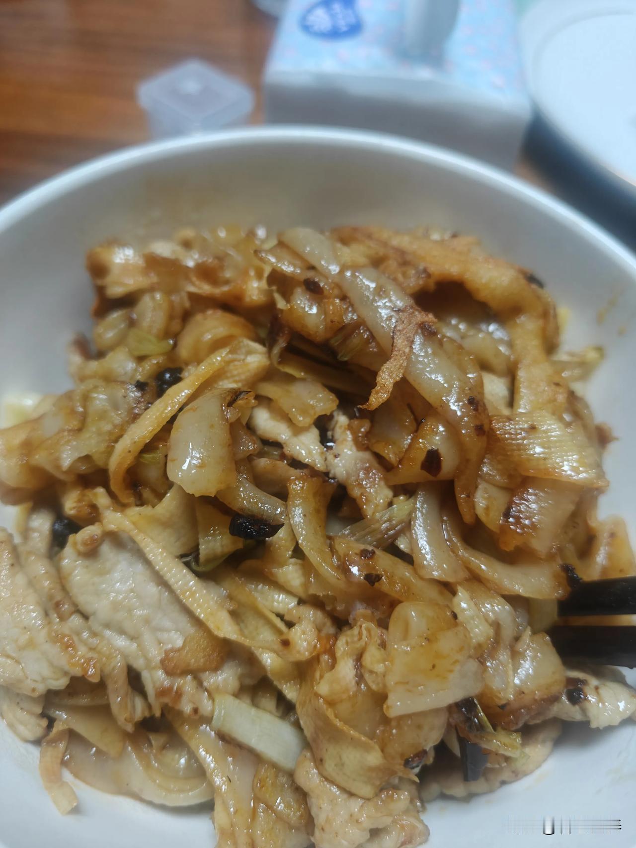 越节食越胖？困住你的从来不是贪吃，而是身体悄悄缺营养

不知道多少人踩过减肥的大