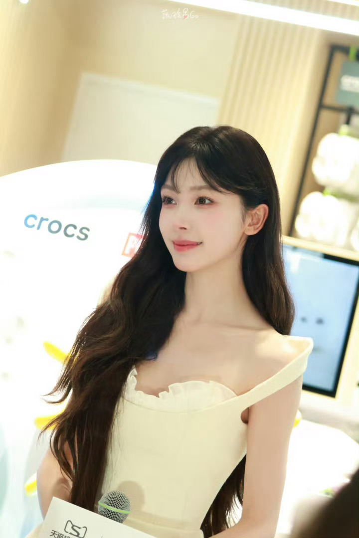 易梦玲自曝do脸 太拉好感了，没有硬凹原生美女的人设。就算团队不让说，还是愿意把