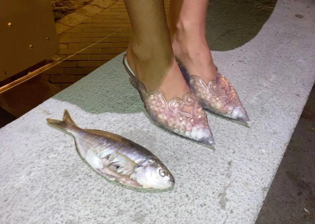 Y/Project × Melissa Court Shoe
本女孩最喜欢的一款