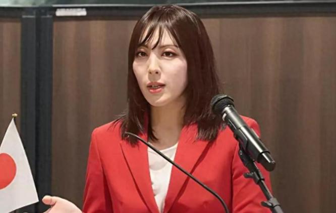 【惊爆！五常表态后日本右翼竟放狠话，国人怒了！】
最近国际局势又起波澜，五常国家