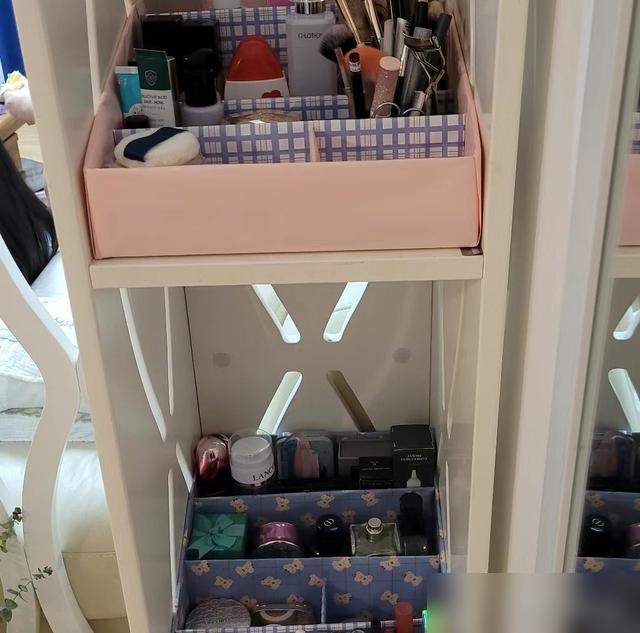 谁懂啊！平时扔的快递盒、水果盒居然能变收纳神器？最近刷到好多人把塑料盒改厨房沥水