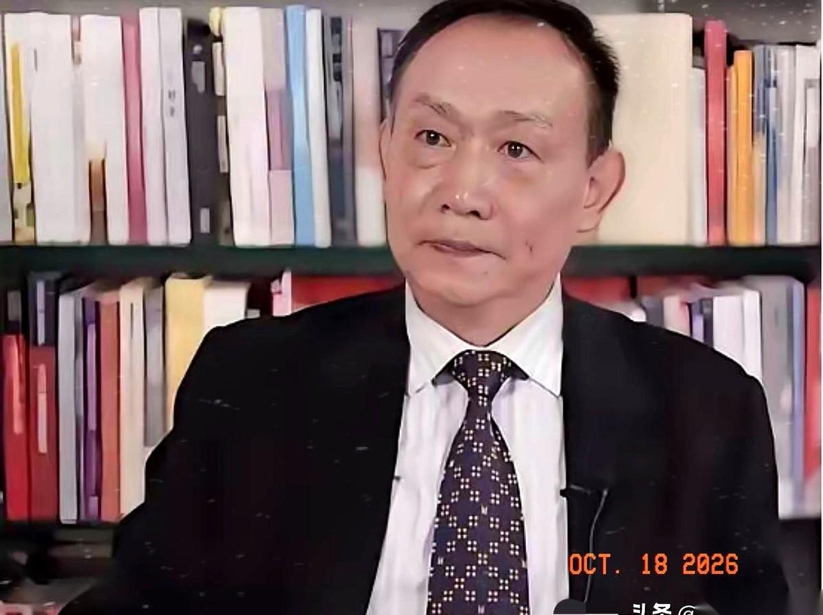 学者卢麒元最近公开抛出了一记很重的拷问：国内搞社科研究的有上百万人，每年投进去几