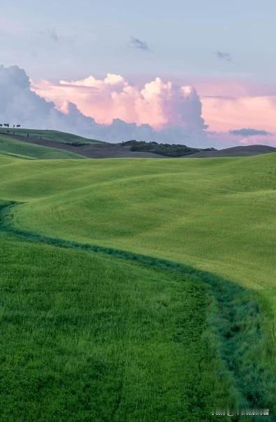 行善积德，最终受益的从来都是你自己✨
别太在意别人嘴里的闲言碎语，也别被那些恶意