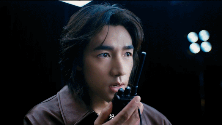 来自此沙的双11特别推荐 此沙新短片的身份转换太有戏！导演掌控福利发放节奏，拳击