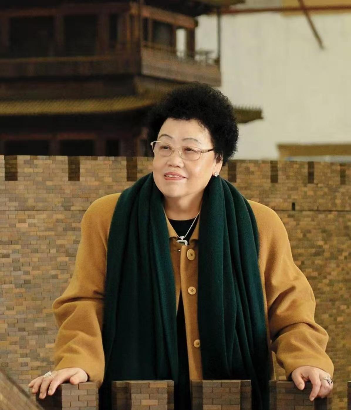 悼念陈丽华女士！

她生前创立富华国际集团，打造长安俱乐部金宝街等多个知名商业项