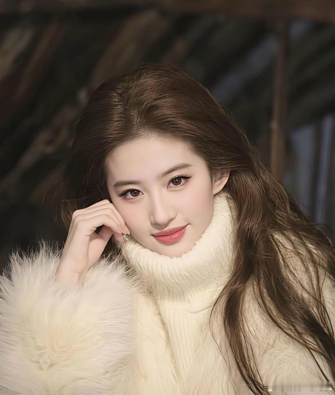 刘大锤爆料刘亦菲感情状况狗仔一直蹲守，发现刘亦菲自打跟宋承宪分手之后，无论是逛街