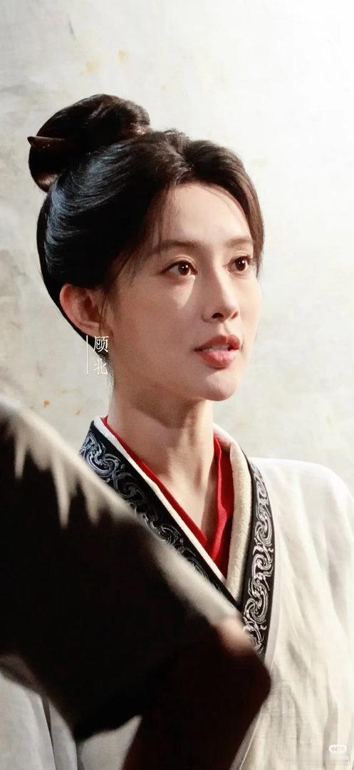 年龄感上来了啊真是 好沧桑 