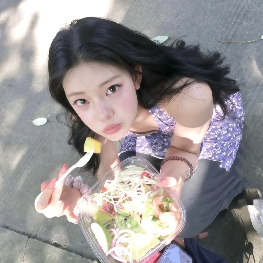 𝑾𝒆𝑪𝒉𝒂𝒕｜百搭女头｜高级感头像｜经典风｜适配强｜无水印 