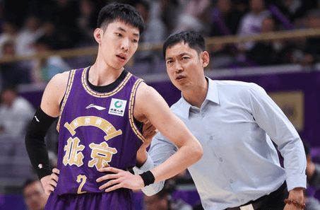 廖三宁：球队在领先时出现松懈，赛前布置的计划执行不坚决