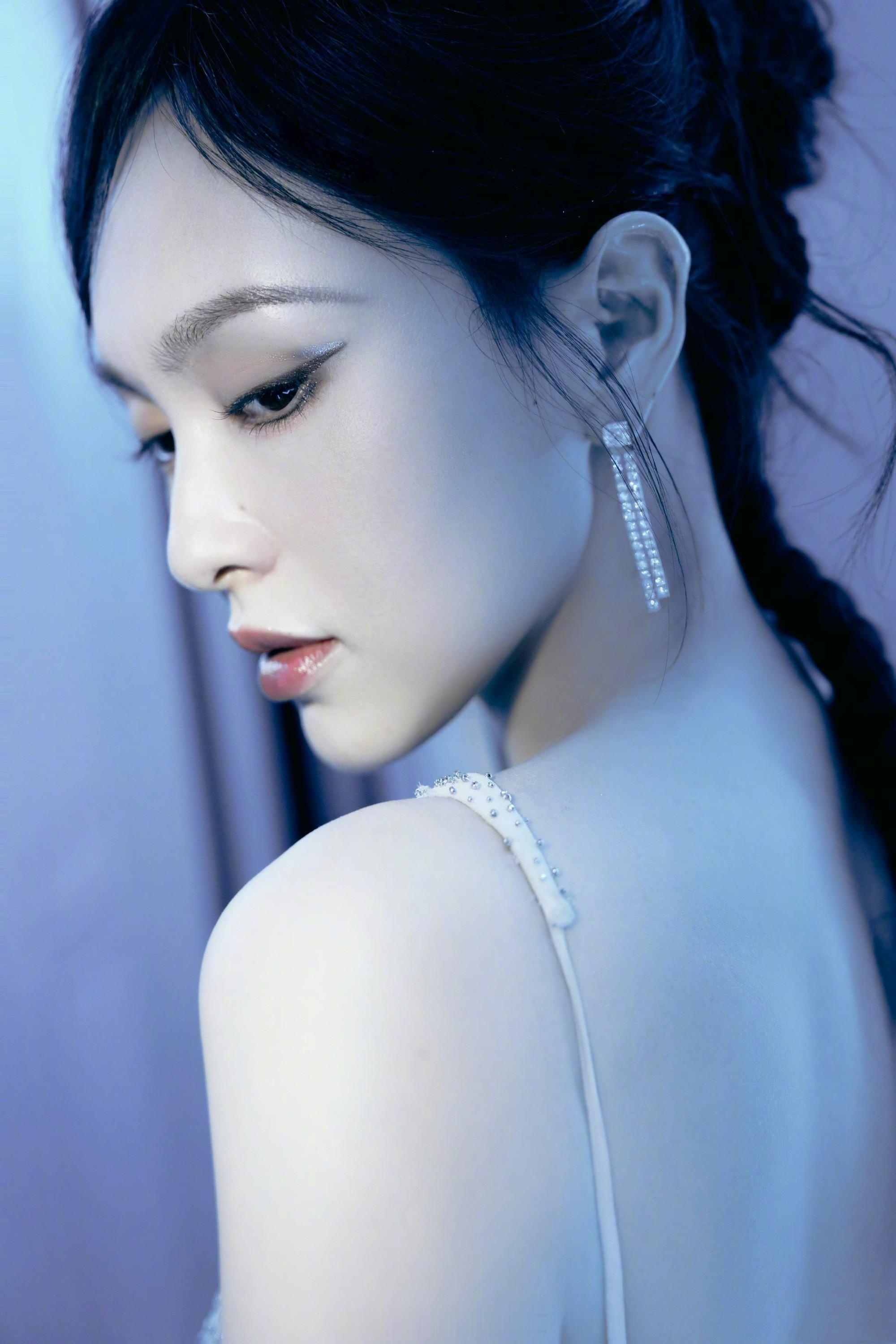 唐嫣最近的妆造都很美 ​​​