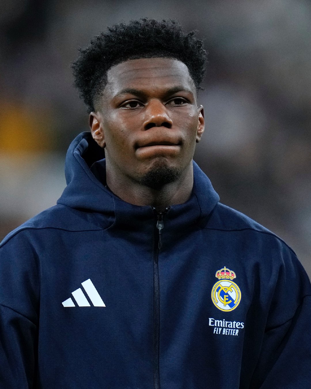 El Debate：皇马希望将楚阿梅尼的合同延长至2031年。楚阿梅尼被认为是球