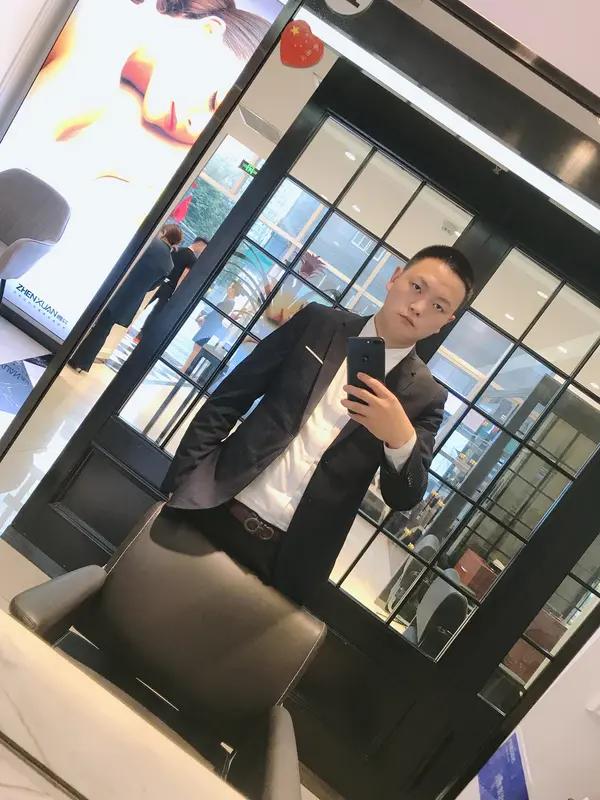 告诉女儿：真正适合结婚的男生，都有这3个不浪漫的共同点 情绪稳定不冲动
真正适合
