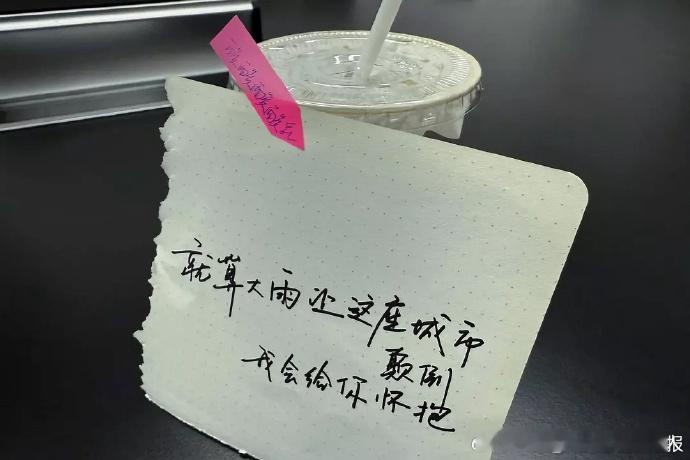 激动！《歌手》舞台上演《舞娘》与《小情歌》，不同风格的音乐交织，必将为观众带来一