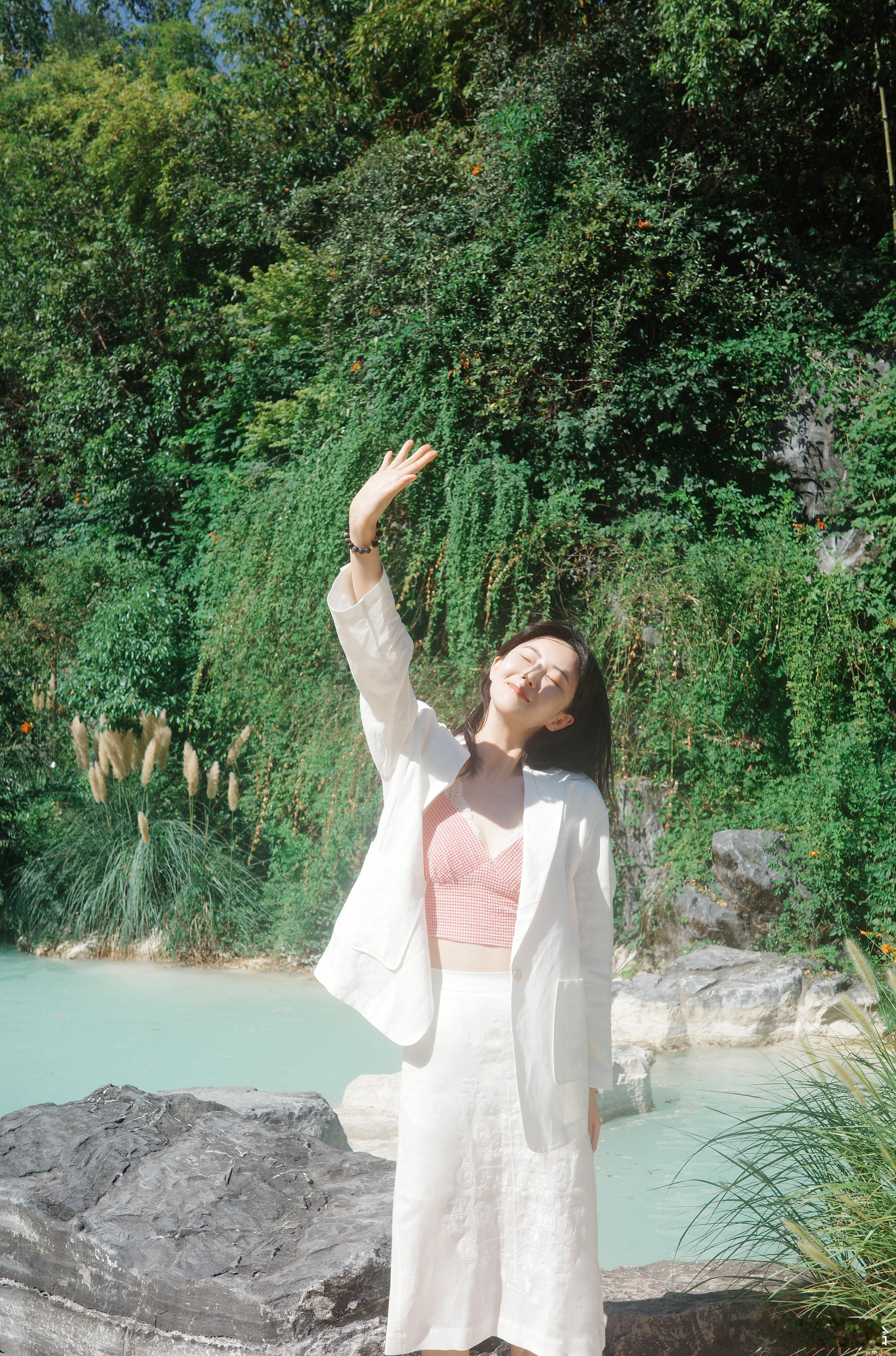 今天是晒太阳的大夭女士网剧有夭 ​​​