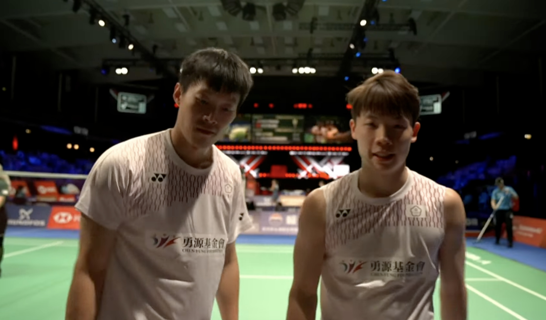 2号场地【汤杯C组：中国台北 4-0 🇸🇪瑞典】一单：周天成 21-11、1
