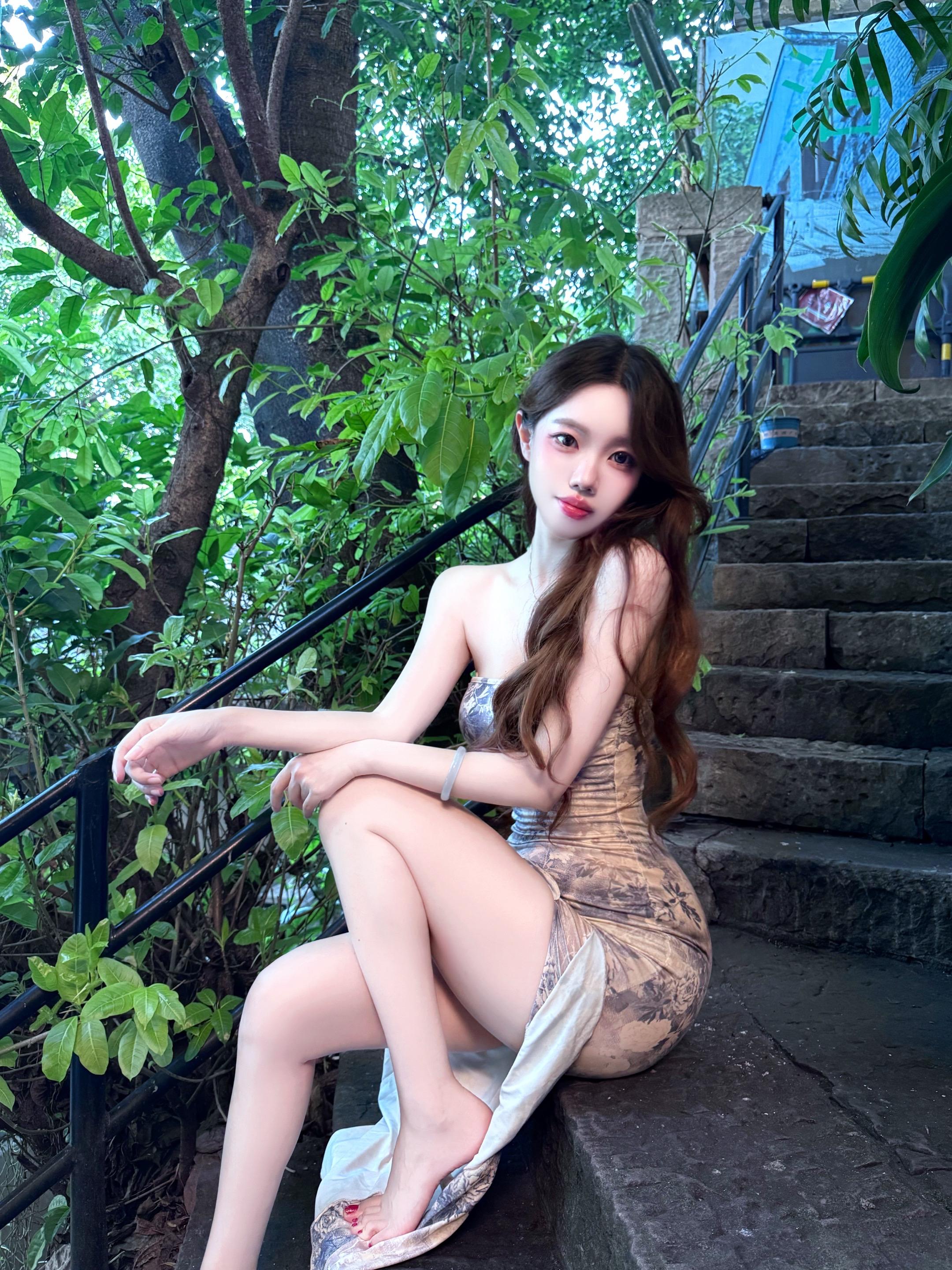 每个人都像一本书 薄或厚 细心翻阅的人才会读懂其特别 合适的人才会将你读懂