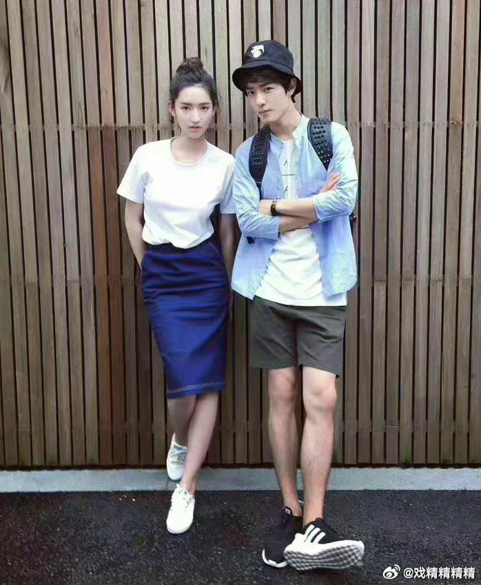 肖战王玉雯早期同框生图肖战第一个女主，男帅女美，同框太养眼啦啊啊啊，你们期待再合