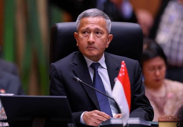 新加坡点名中国！
 
新加坡外交部长维文在4月7日的一场对话会上，对中国在当前乱