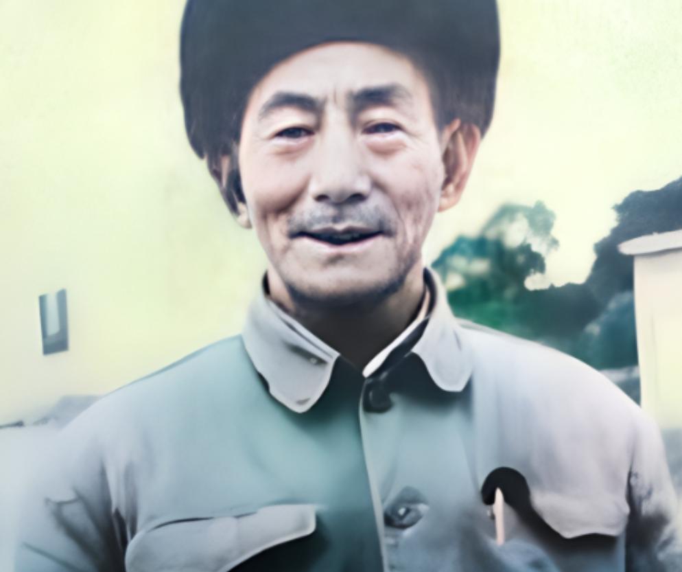 1949年，一位老人将一根讨饭棍准备留给子孙，却被国家定为一级文物，老人得知后大