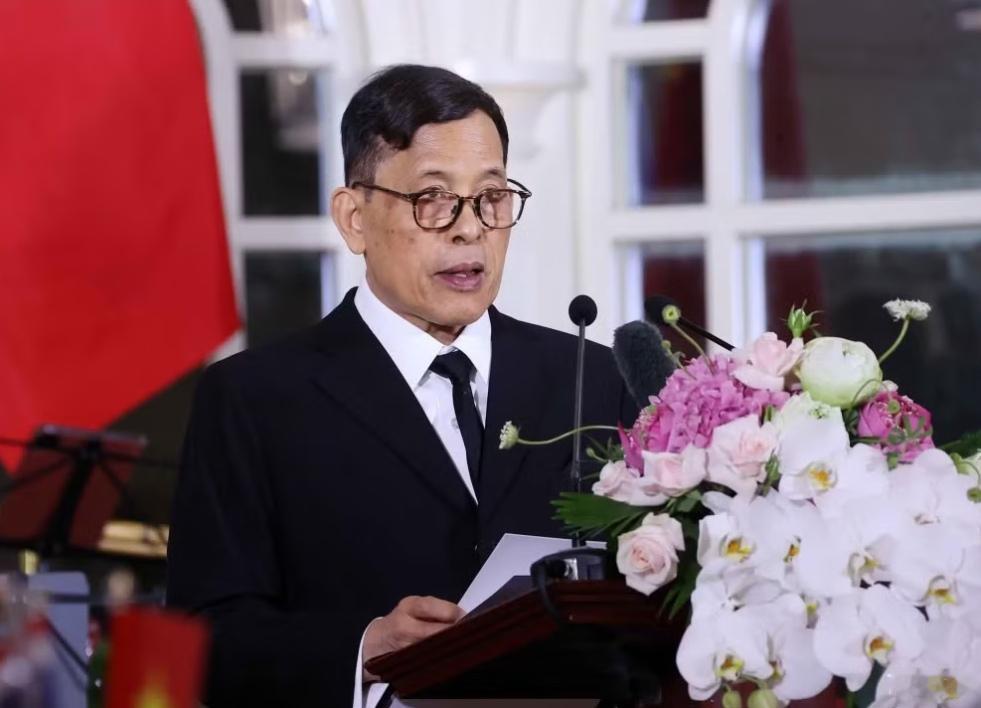 一下子就被泰国国王圈粉了！

泰国国王玛哈·哇集拉隆功9月15日访问越南，带着黑