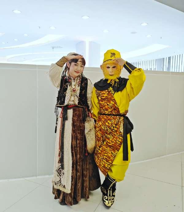 记得给我投一票cosplay 角色扮演