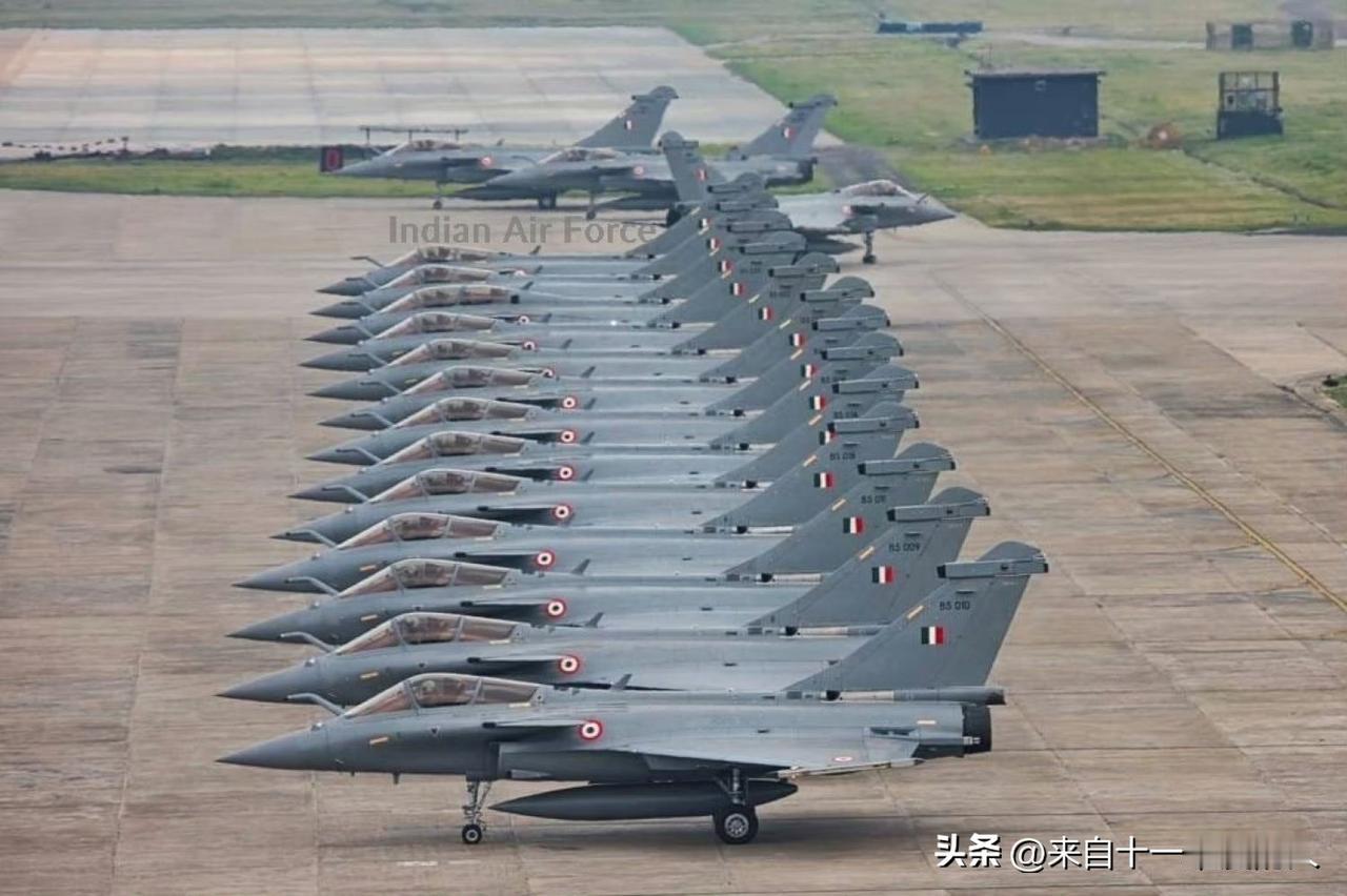 ➡️印度政府确定114架阵风采购的总预算为3.25万亿卢比/约360亿美元，平摊