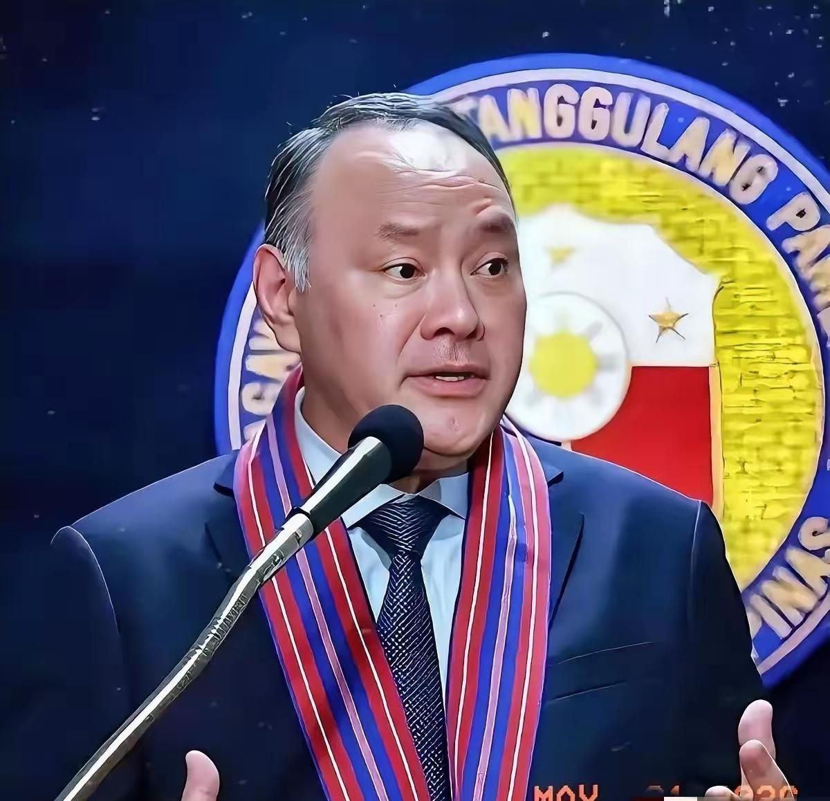 很多人抨击菲律宾防长的“援助策略论”，我觉得他只不过是胆子大了些，无耻了点，其实
