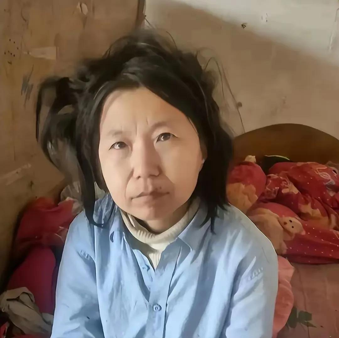 近日，“女硕士患精神疾病失踪十余年被找回”一事引发广泛关注。有网友质疑，如果她患