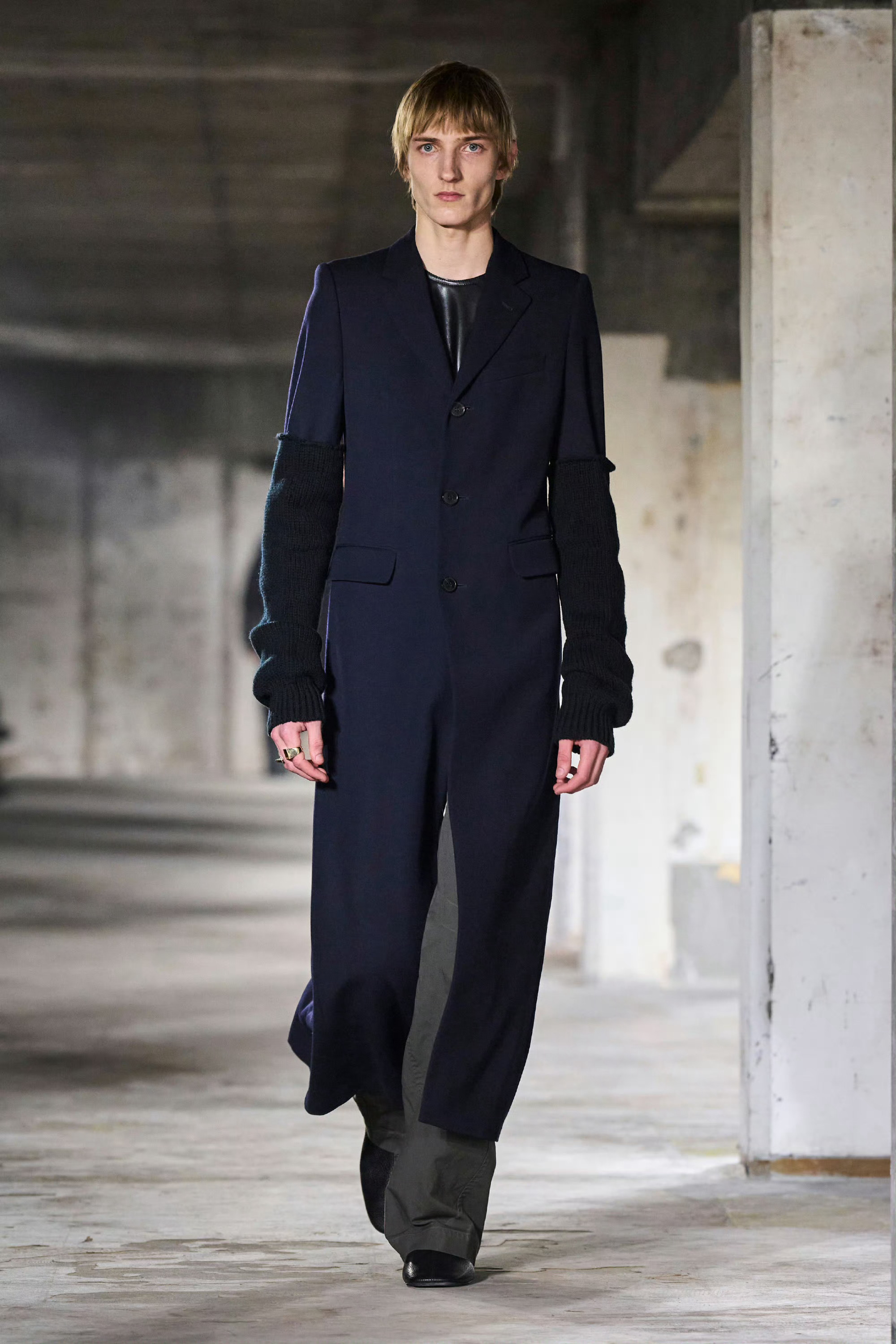 【Tops资讯】意料之外的优雅DRIES VAN NOTEN 2024-25 秋