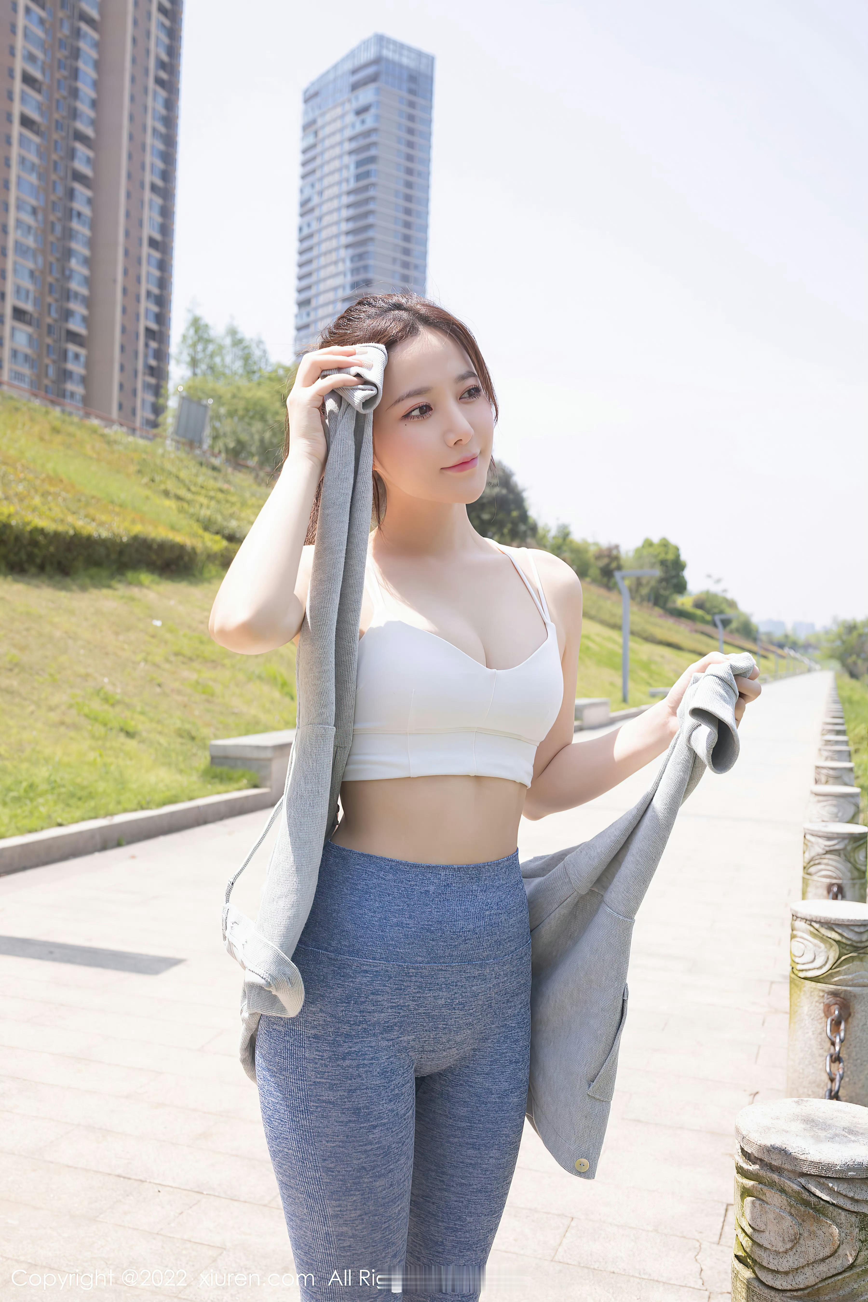 爱运动的女孩子 ​​​