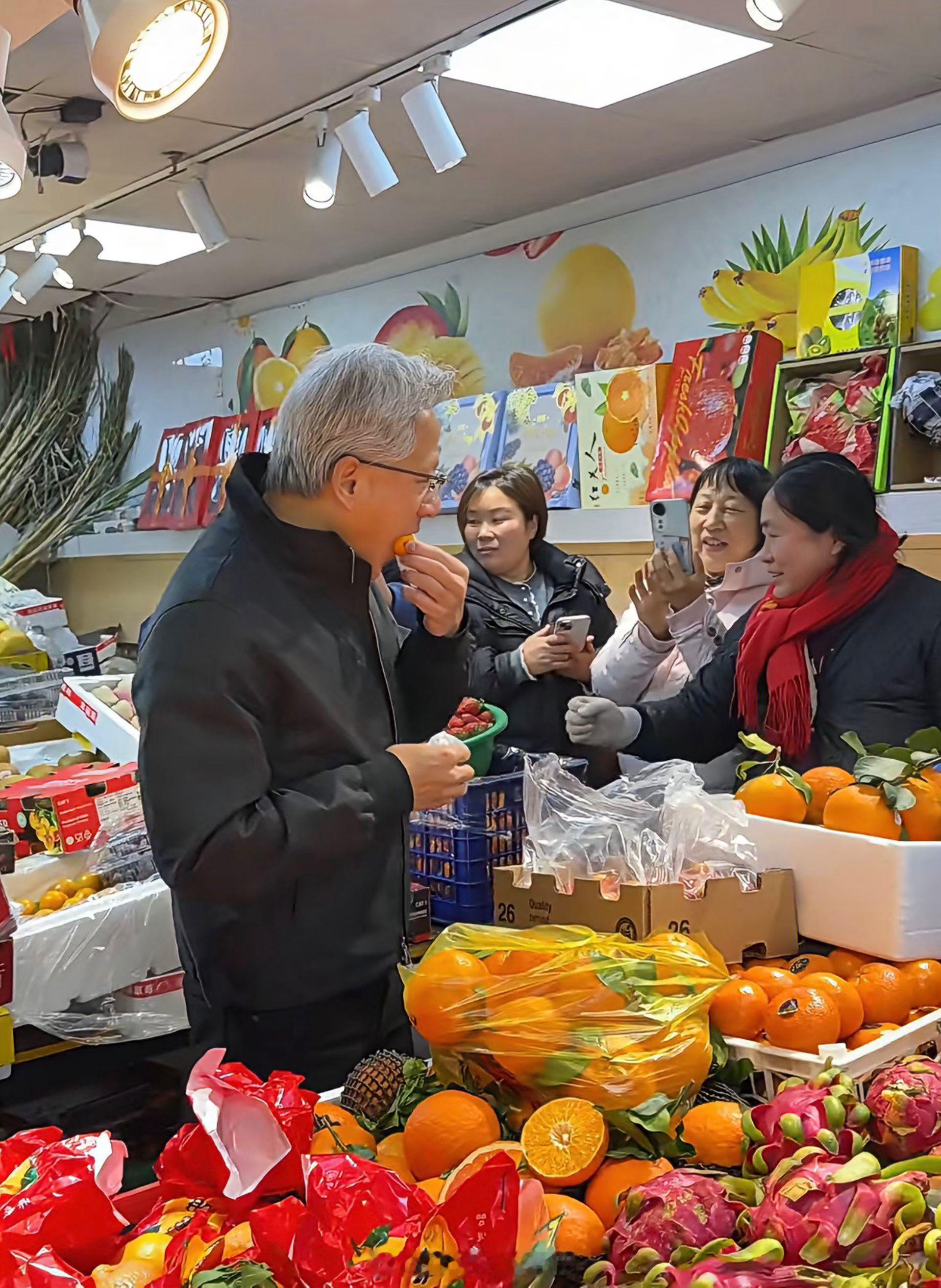 英伟达老黄也来菜市场买年货了英伟达菜市场黄仁勋年货节 北京
