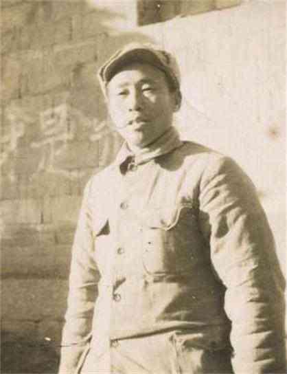 家国藏血泪，丹心护山河：少将余光文的赤诚一生
 
余光文（1902年11月—19