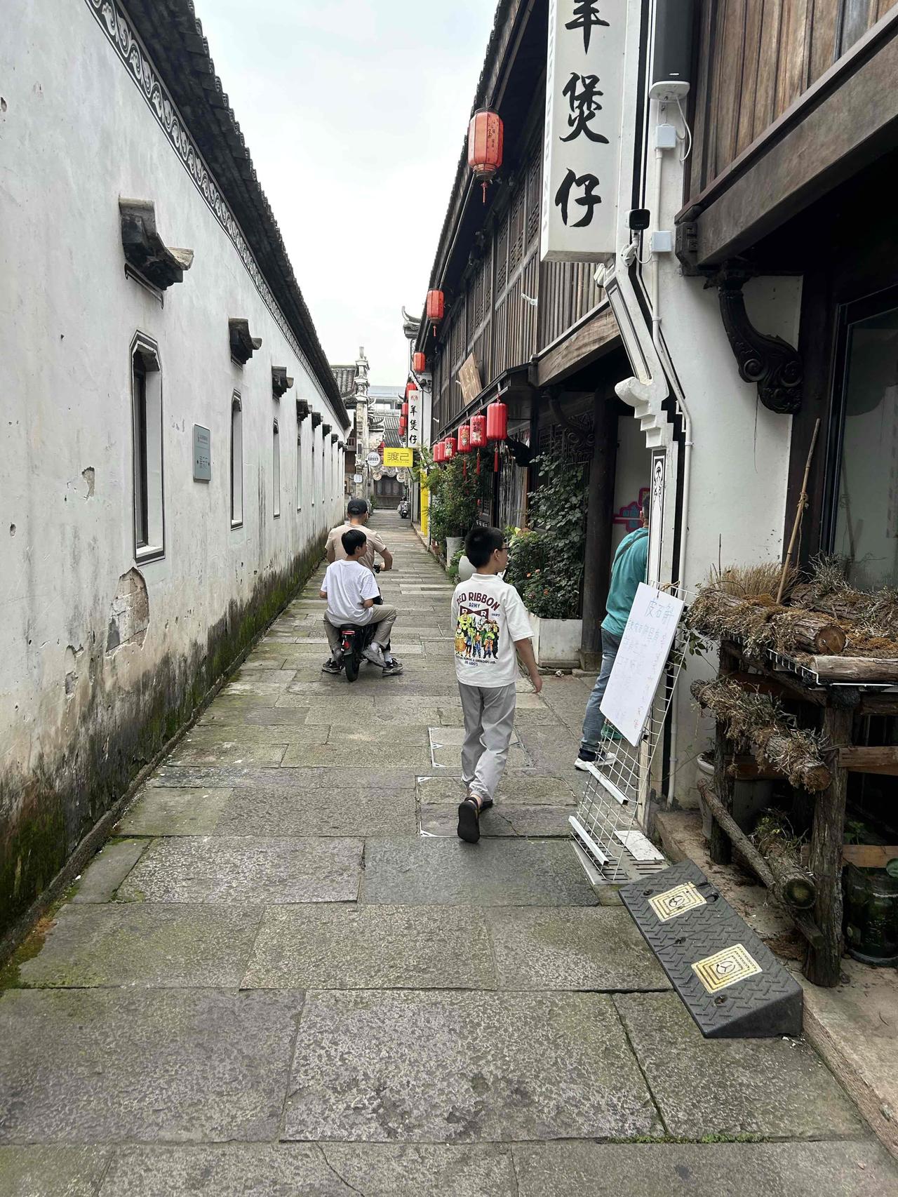 日子慢慢过，用心感受平凡日常里藏着的小温暖与小欢喜