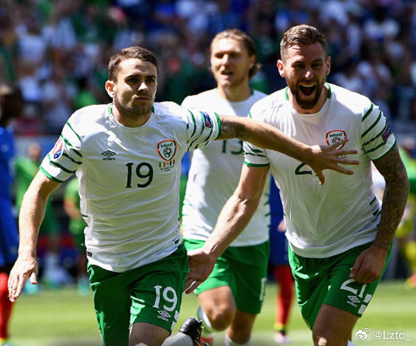 010    法甲    马赛vs欧塞尔    方向：胜比分：2-0 2-1 3