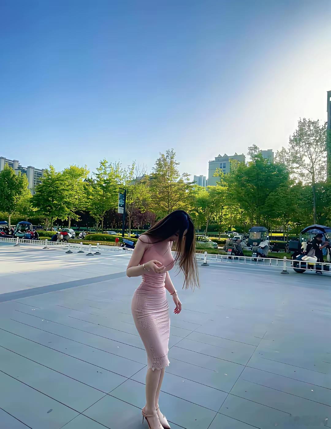 怎么样让自己保持快乐的心情想保持快乐的心情，其实有不少小妙招。别老琢磨还没发生的