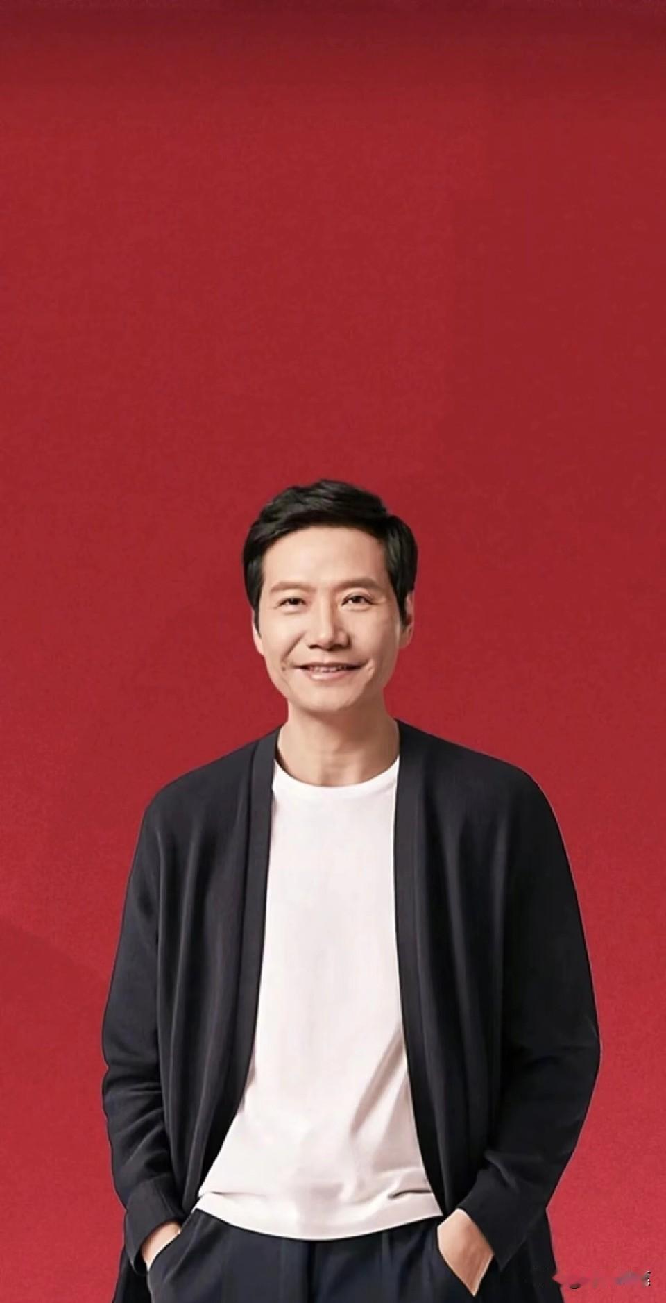 SU7最后一辆车下线，
雷军还在直播间深情回顾，
评论区已经刷起‘新SU7啥时候