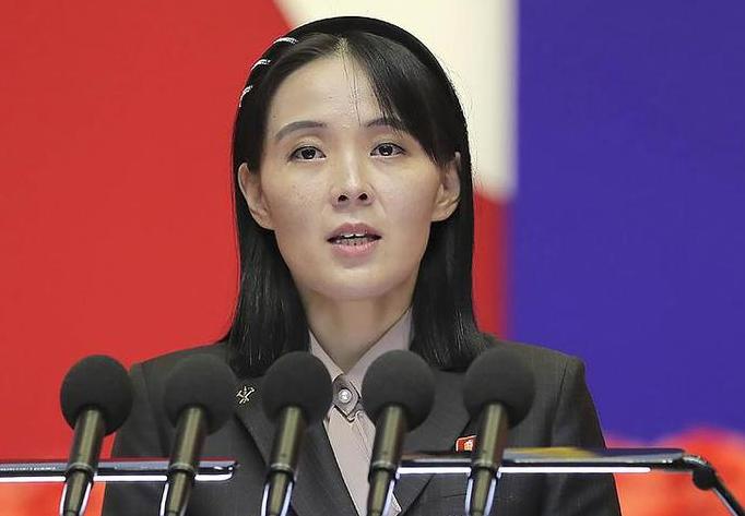 彻底撕破脸！半岛局势紧张，金与正放出狠话
10 月 2 日，金正恩的妹妹金与正针