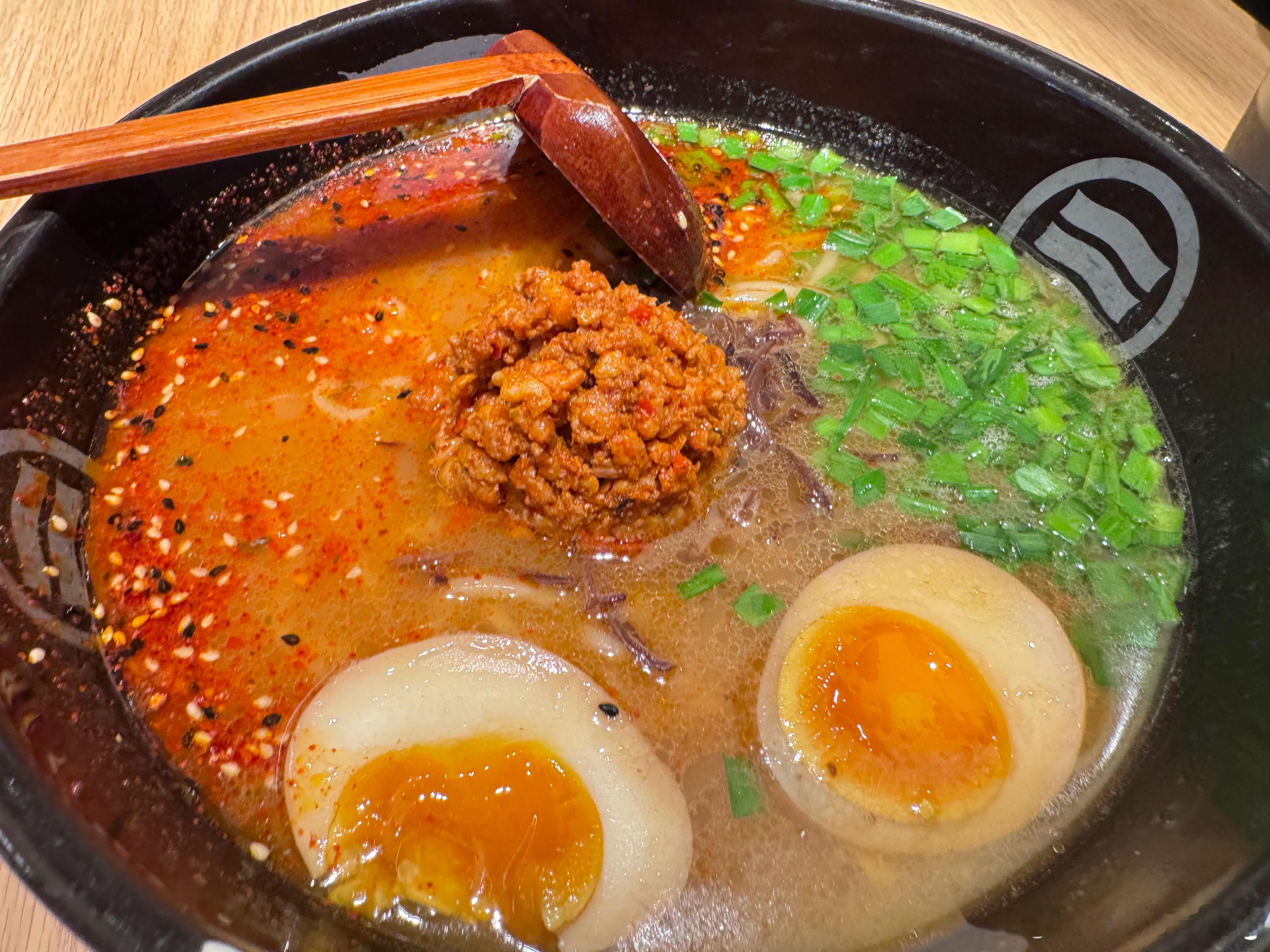 味千拉面 吃不腻系列之味千酸酸辣辣面～嗝