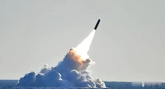 这一桩桩、一件件，又让我想起了易中天。荷兰没收中企闻泰旗下企业安世、英国没收河北