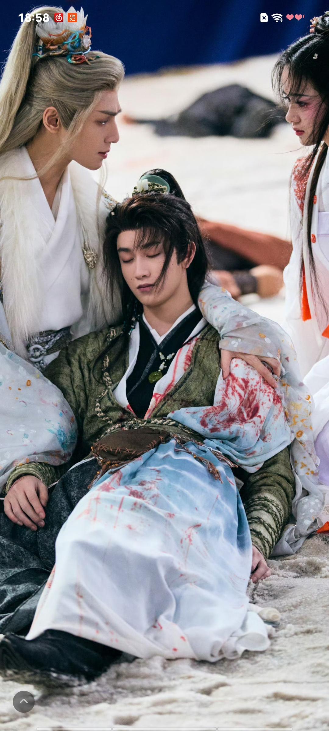 池云是最重情义的小孩儿  对唐俪辞是，对未婚妻是，对寨里的兄弟也是。 ...