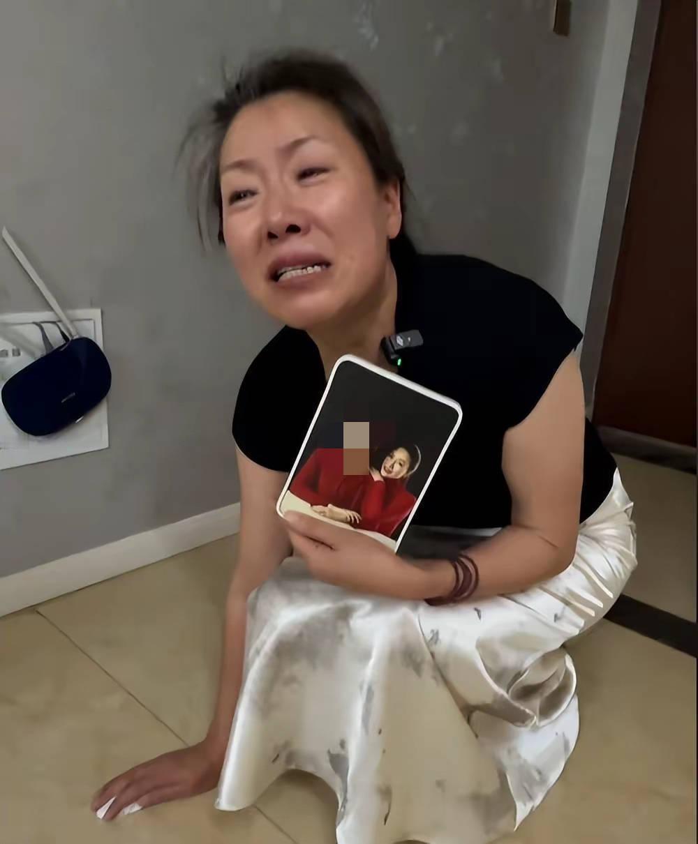 曾引发全网关注的 “成都 27 岁女孩遇害案” 迎来一审宣判！被告人梁某滢因故意