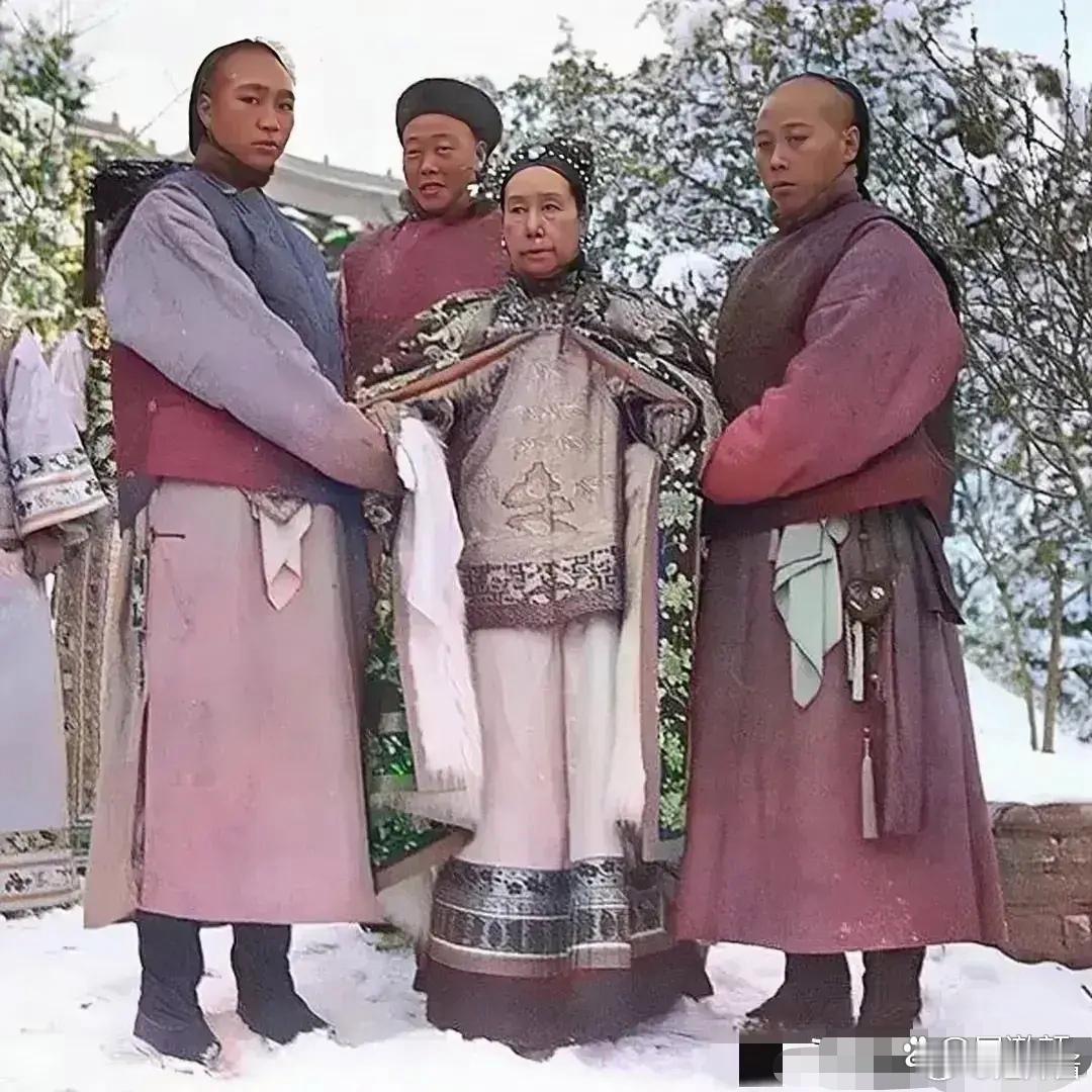 真实的慈禧太后，让人大跌眼镜！实在不懂，这样的长相，是如何当上太后的？ ​​​