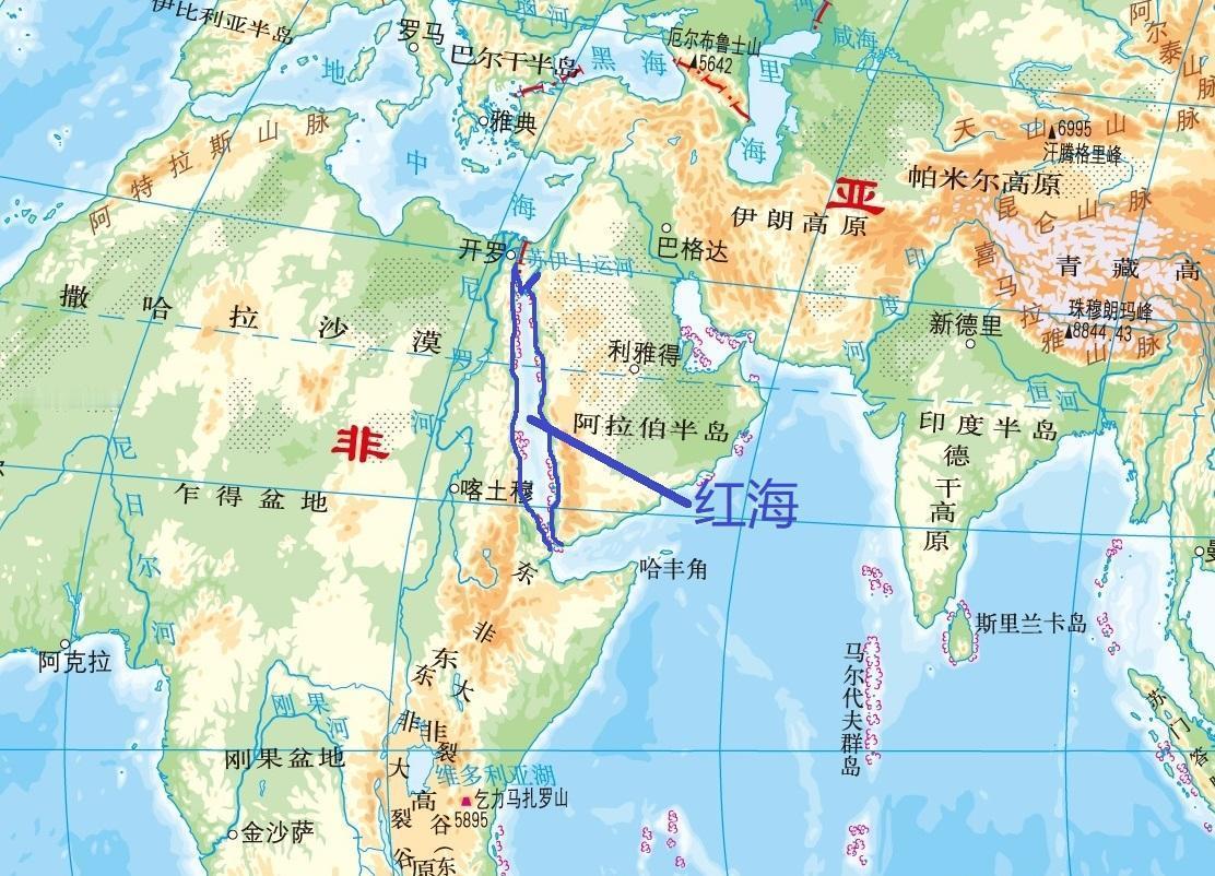 胡塞这次真杀到红海要害了！9月10日，海斯和摩卡接连易手，政府军一路向南后撤。过