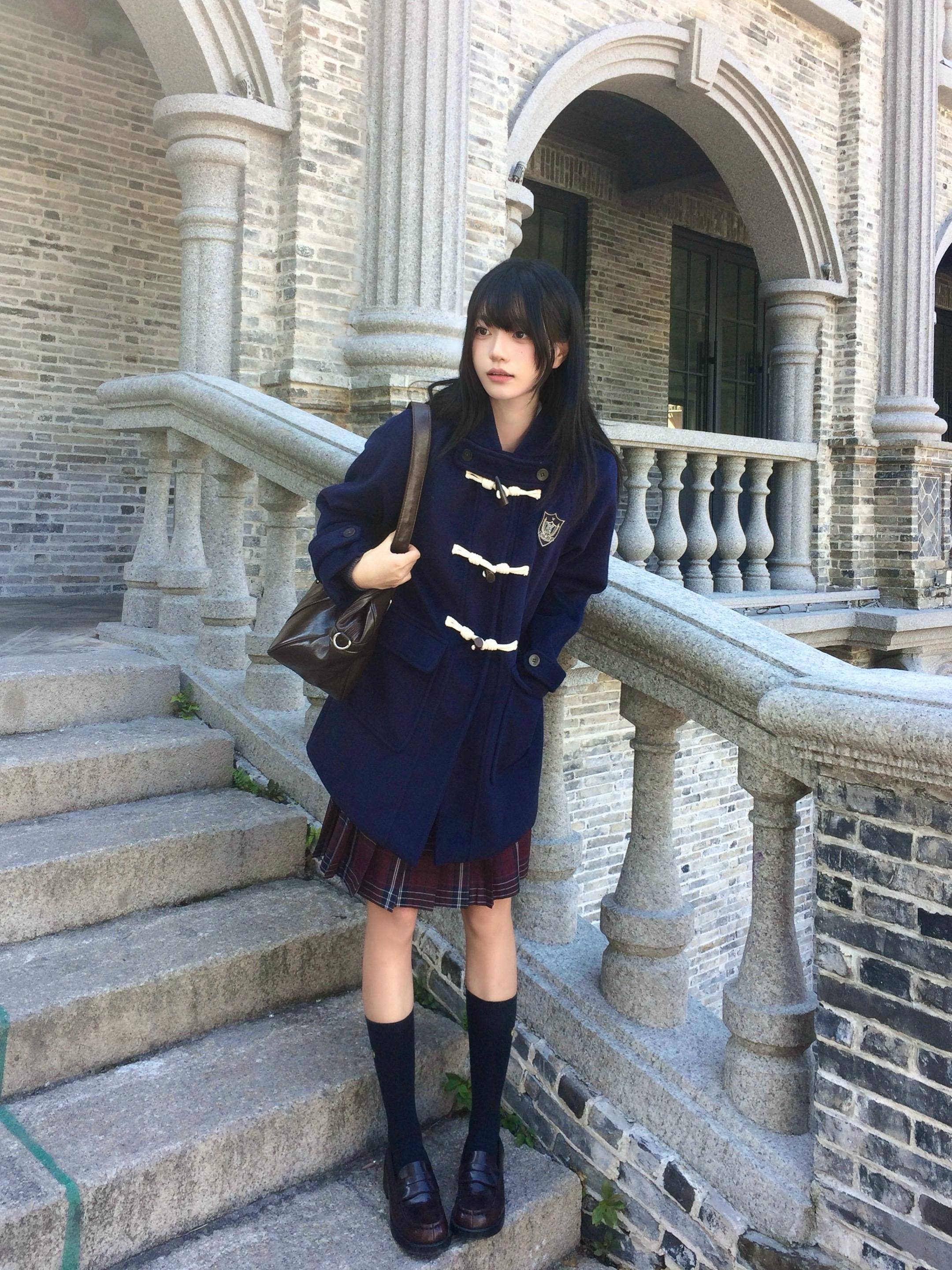 我的存在就是为了接住你的眼泪呀。