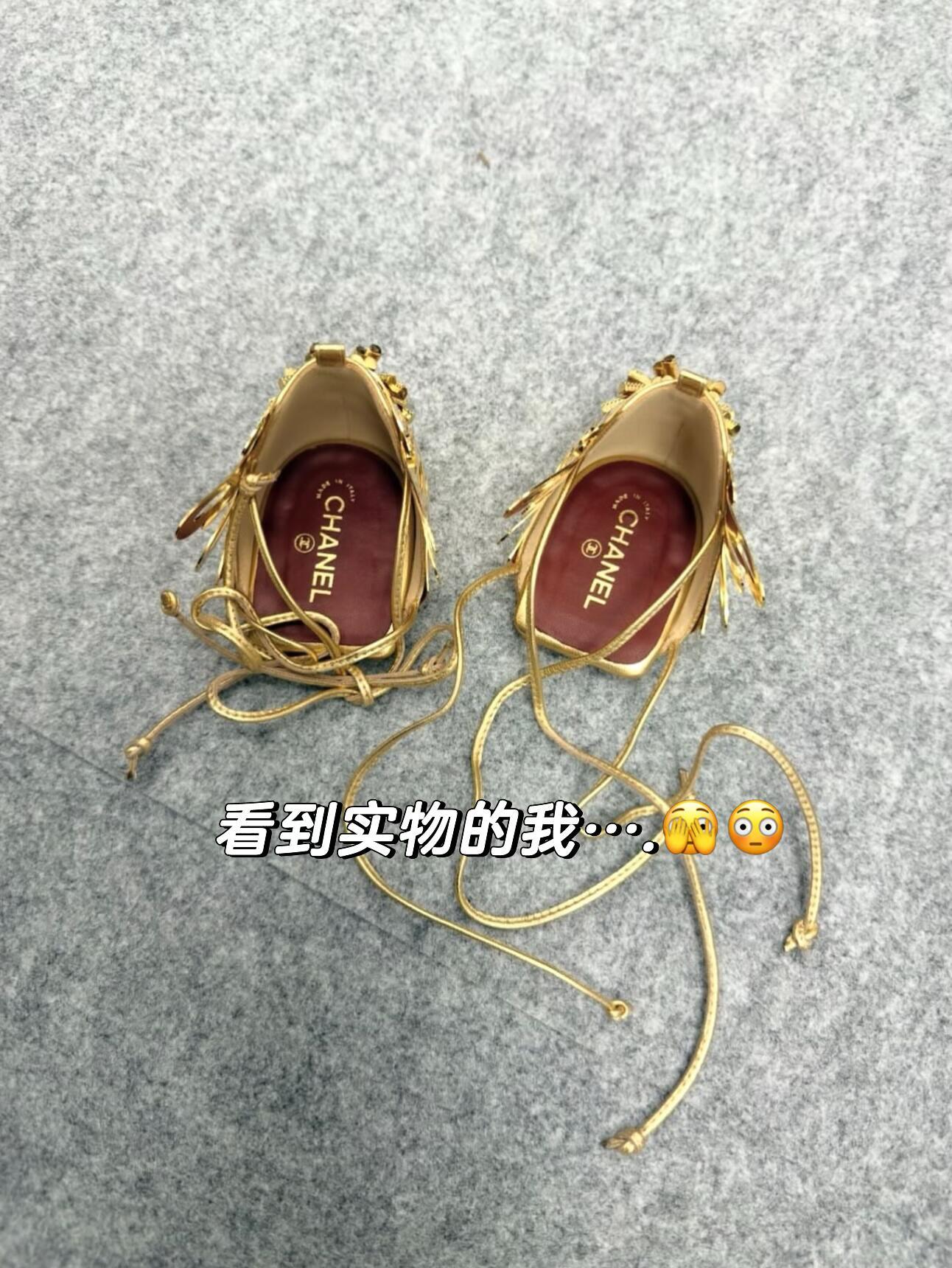 香奈儿设计这双鞋是为了专门保护脚后跟吗 
