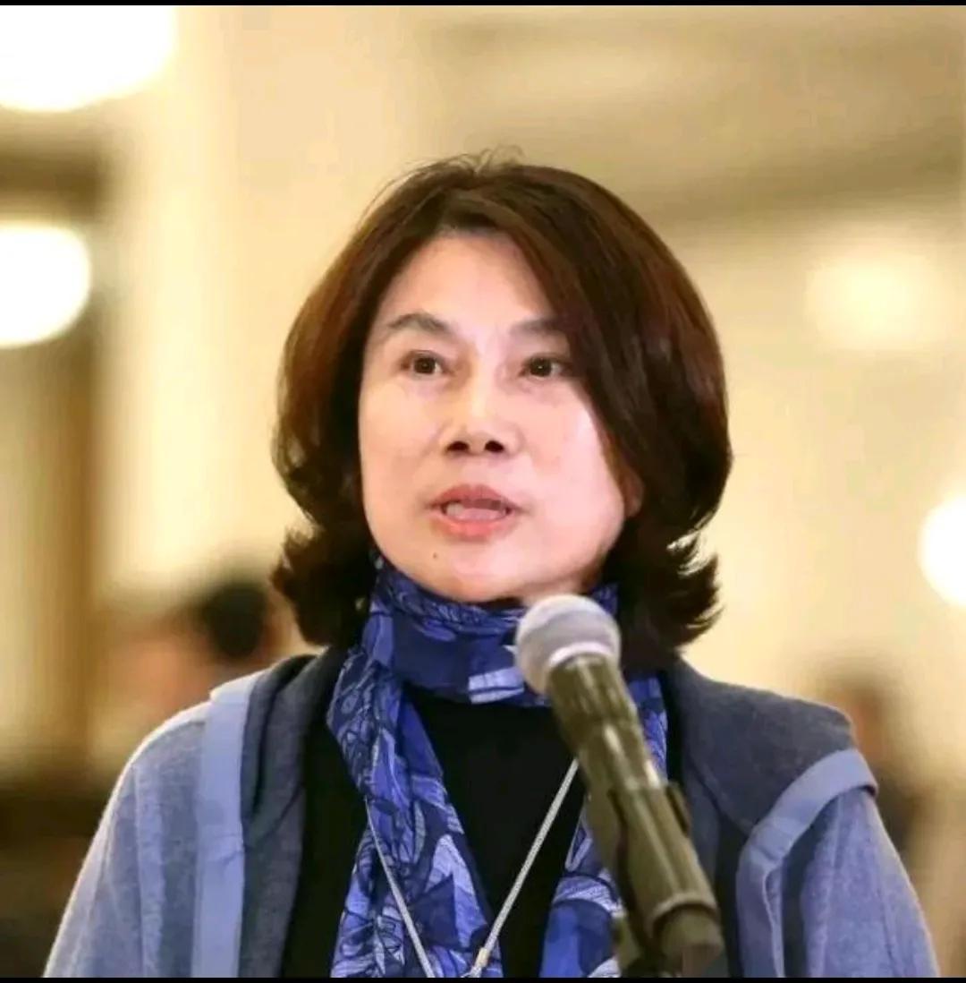 董明珠遭遇猪队友，格力诉小米侵权案有反转，事情的真相令人咂舌，只能说：小米是受伤