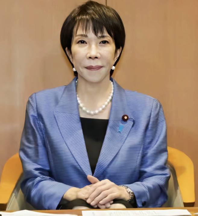 日本政府宣布了一项震动国际原油圈的决定：从2026年7月起，日本买进来的每一滴原
