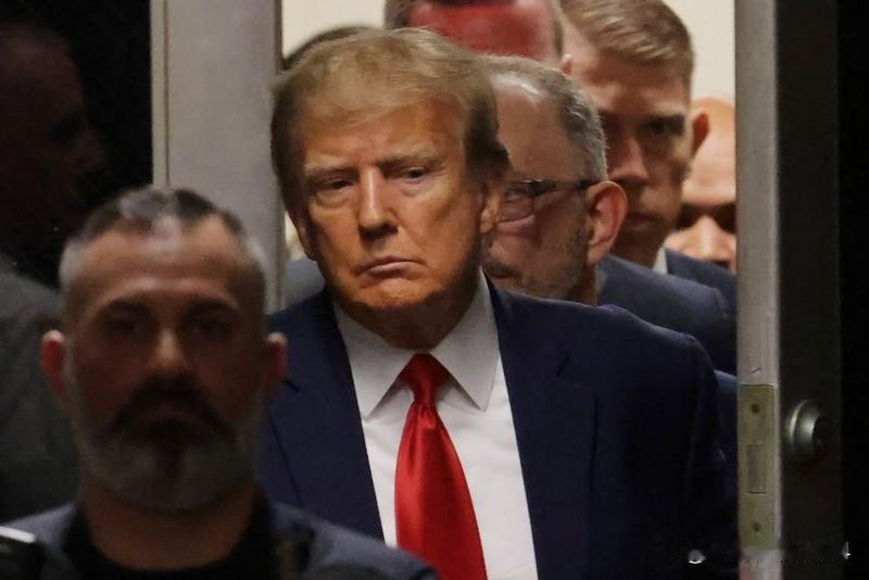 美媒称美德军方联络暂停这事挺值得玩味。据塔斯社消息，德国陆军总司令弗罗伊丁说美国