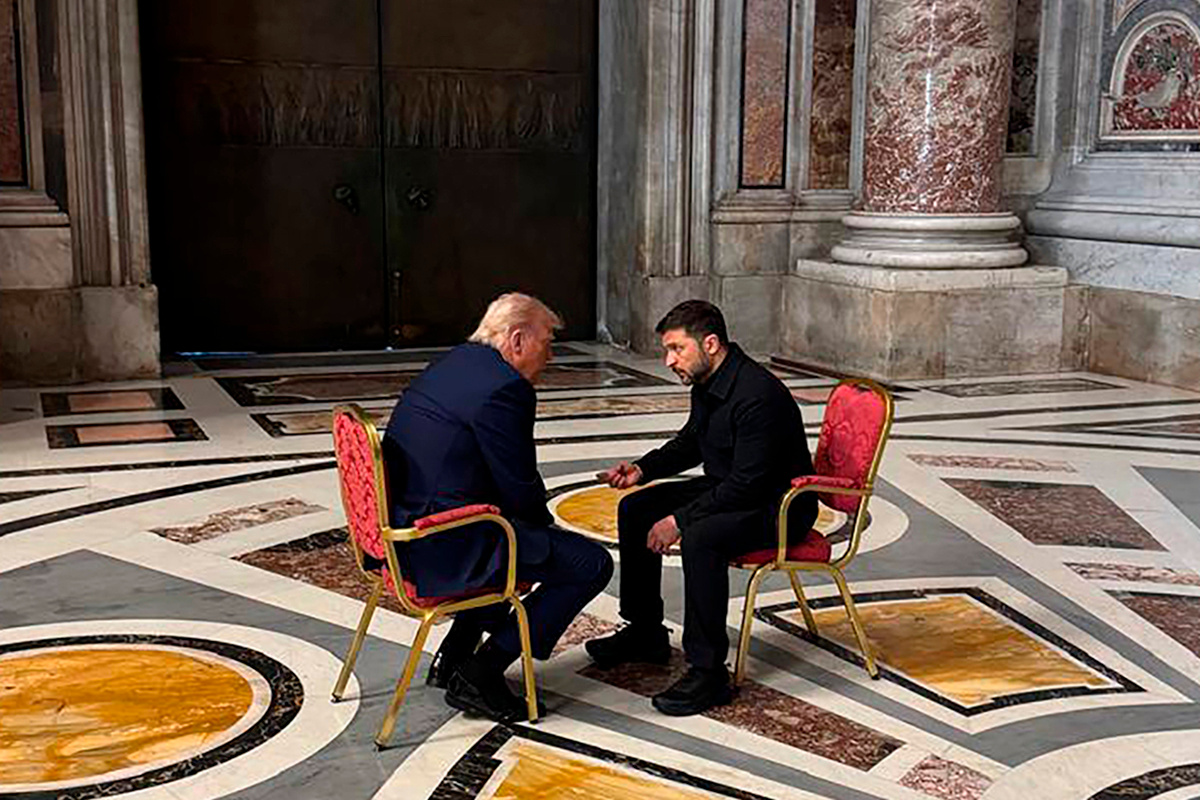 特朗普公开表示对泽连斯基感到失望，因其尚未阅读美方提出的和平计划。他同时称俄方对